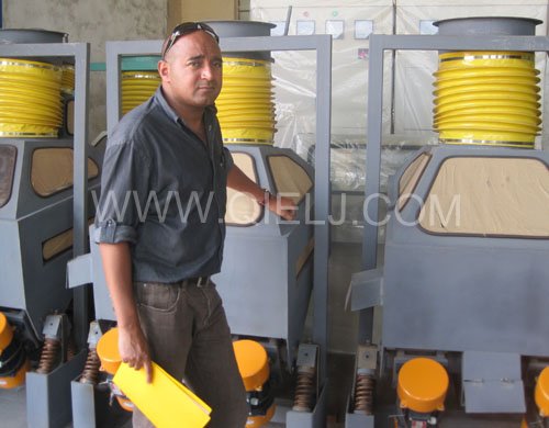 2011年7月25日，外國友人參觀考察我公司！明經(jīng)理等接待并陪同參觀！(圖10)