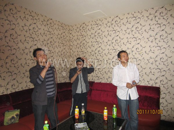 2011年10月，鄭州企鵝糧油機(jī)械有限公司--外貿(mào)部，十一國(guó)慶節(jié)團(tuán)體活動(dòng)！(圖6)